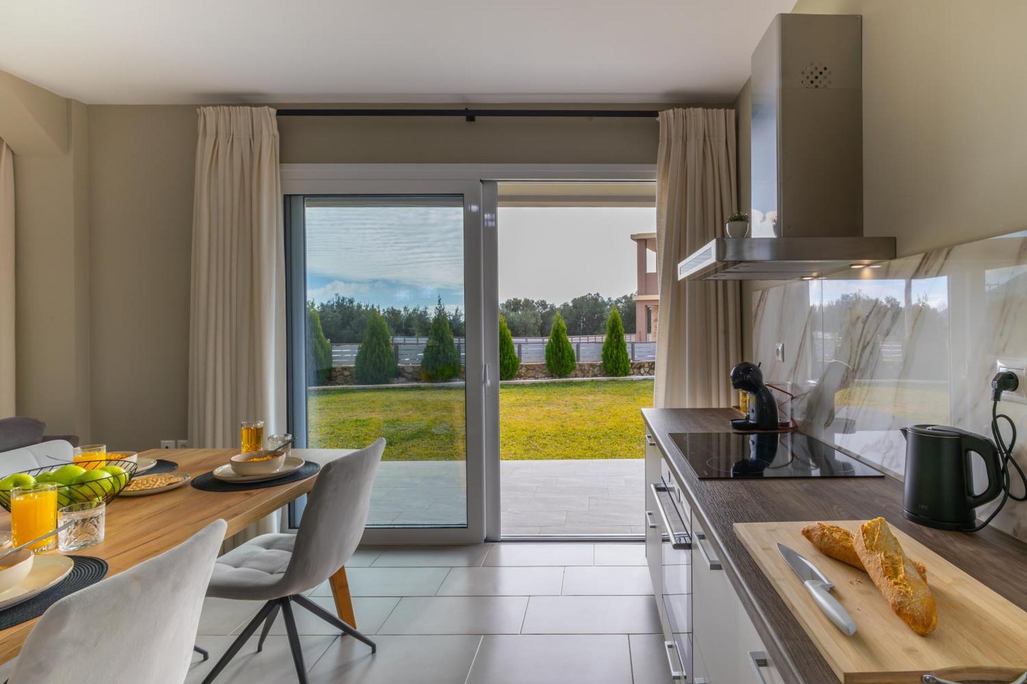 Taras Residence Karavádhos Екстериор снимка